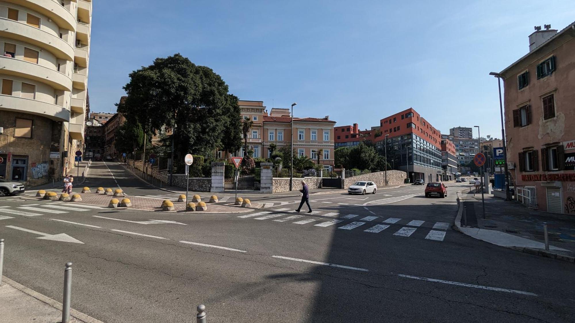 Downtown Fiume, Underground Garage Within The Property Экстерьер фото